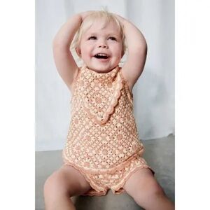 ZARA Crochet matching set top and shorts